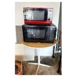 (2) Microwaves, Round Table 28"x28"