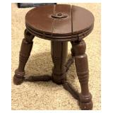 Project Vintage Piano Stool 9" x 12"