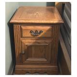 Broyhill Night Stand 23"x18"x22"