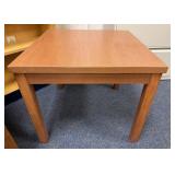 Square Side Table 24' x 24' x 20.5'
