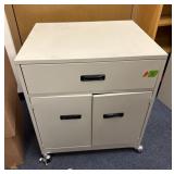 Rolling Metal Cabinet w/ Drawer, 25' x 20' x 29'