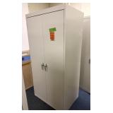 Metal Cabinet with Keys 36' x 24' x 72'