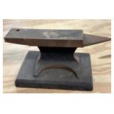 Tabletop Anvil on Wood Base 9' x 2' x 3.5'