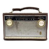 Vintage Zenith Deluxe Royal 755 Radio 9' x 4' x