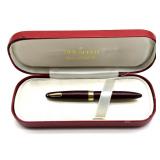 Sheaffer Fountain Pen with 14K Nib in Case -