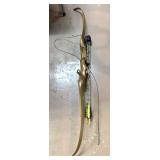 Archery Traditions Recurve Bow, 62" - 53#