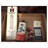 Vintage International Harvester Lloyd Davis &