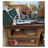 Potting Bench & Supplies