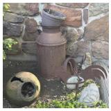 Rooster Lawn Art 14.5", Milk Can, Pot