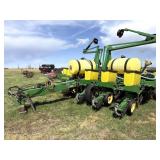 John Deere Planter 1750 Max Emerge 2 Planter