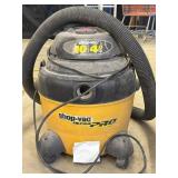 10 Gallon Shop Vac - powered on when plugged in