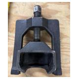 Heavy Duty U Joint Puller