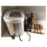 Frigidaire Ice Maker and Knives