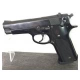 Smith & Wesson 9mm Model 59 Pistol with Soft Case