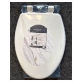 NIP Mayfair by Bemis Toilet Seat