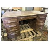 Antique Oak Desk 60'x30'x32'