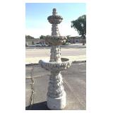Large Concrete Fountain 84'x26' (1) Pallet of