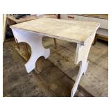Wooden Table, White, 34'x24'x30'