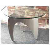 Knut Hesterberg-Style Propellor Side Table 26' x