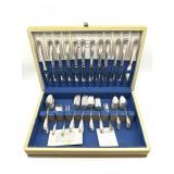 1847 Rogers Bros IS Daffodil Silverplate Flatware