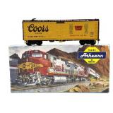 Athearn Coors 40' Reefer Train Car in Original