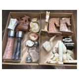 (2) Flats, Bookends & Collectibles