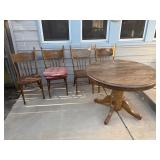 Dining Table & (4) Chairs 42x"32"