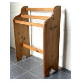 Wood Quilt Rack 25.5' x 11' x 33'