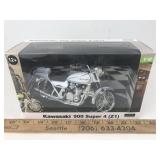 Automaxx Kawasaki 900 Super 4 (Z1) Diecast