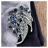 Hollow Out Leaf Vintage Style Brooch
