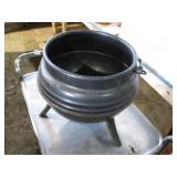 cast footed pot
