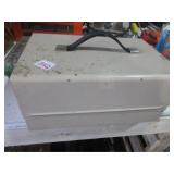 Storage container