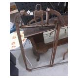 Hay loft carrier