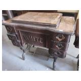 vintage White sewing machine
