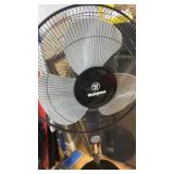 Standing oscillating fan