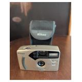 Nikon Nikon Lens 28mm AF240V