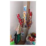 Wrapping paper lot