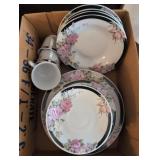 Vintage dish set