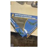 Quick release corner clamp