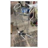 Walker w wheel attachment