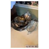 Misc dishes, gravy boats etc