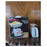 2 kitchen scales