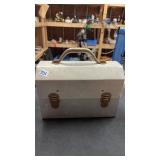 Metal lunch pail