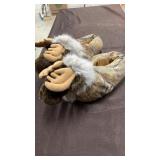 Moose slippers size 9-10 mens