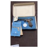 Smith & Wesson pistol