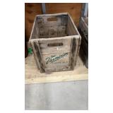 Vintage wooden Vernorï¿½s ginger ale crate