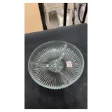 Glass pickle dish
