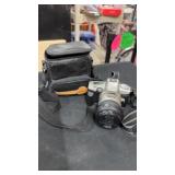 Minolta camera with bag