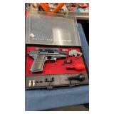 Multi pistol