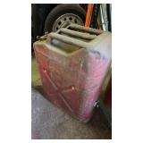Metal fuel tank